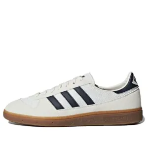 adidas Wilsy Spezial 'Off White' Sneakers, white