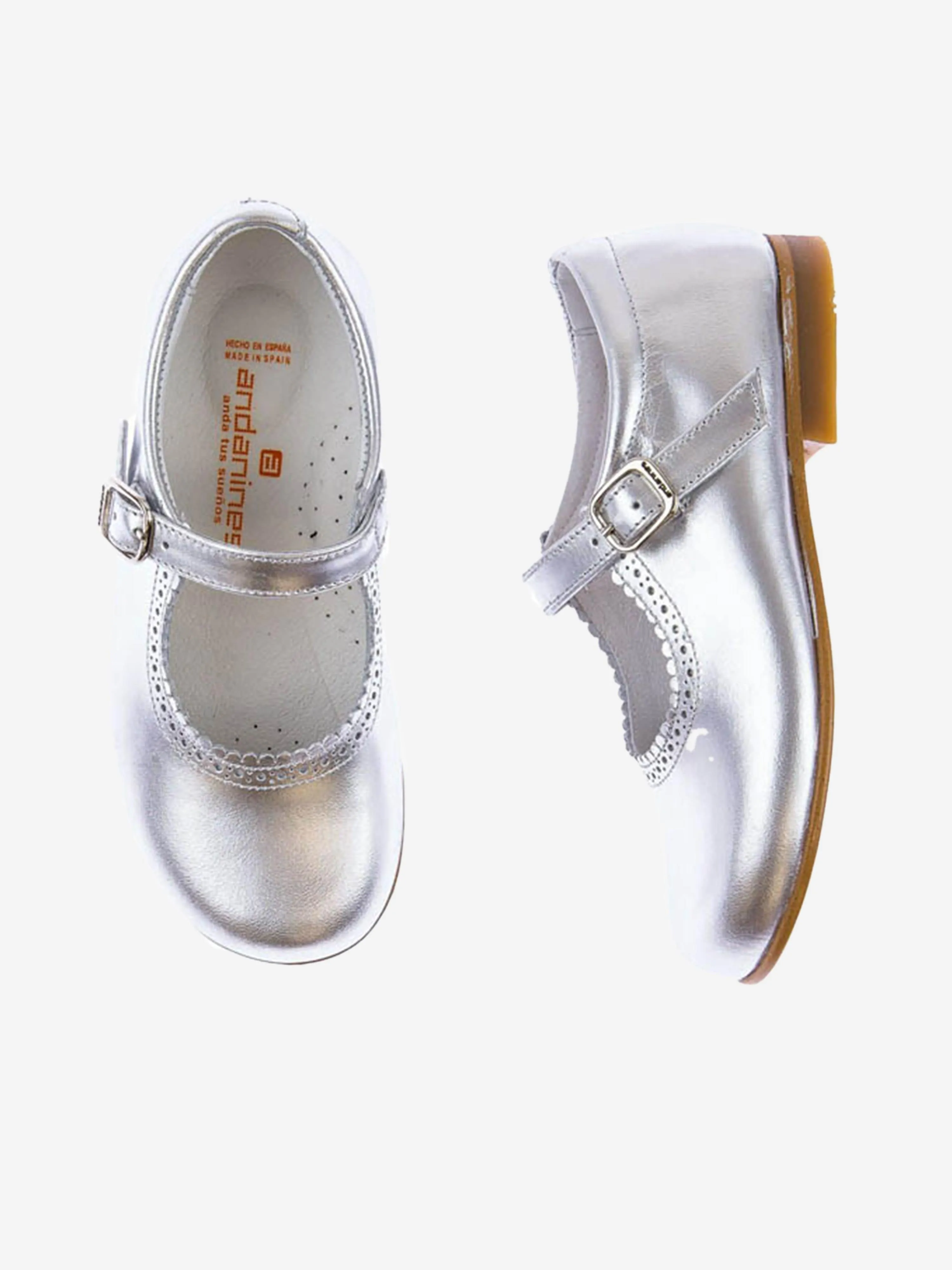 Andanines Girls Leather Mary Jane Shoes in Silver