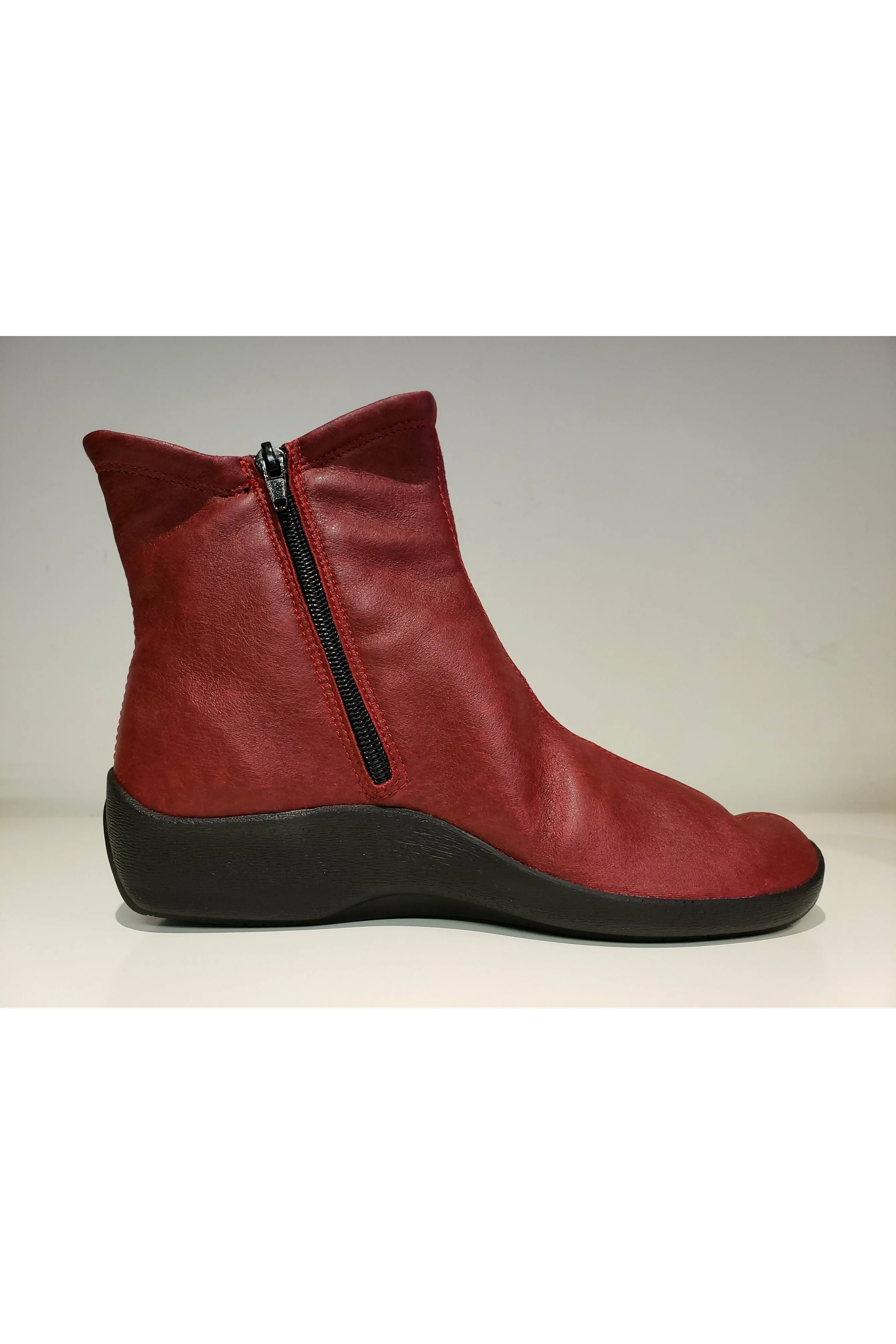 Arcopedico Ankle Boot - Style 4281-L19