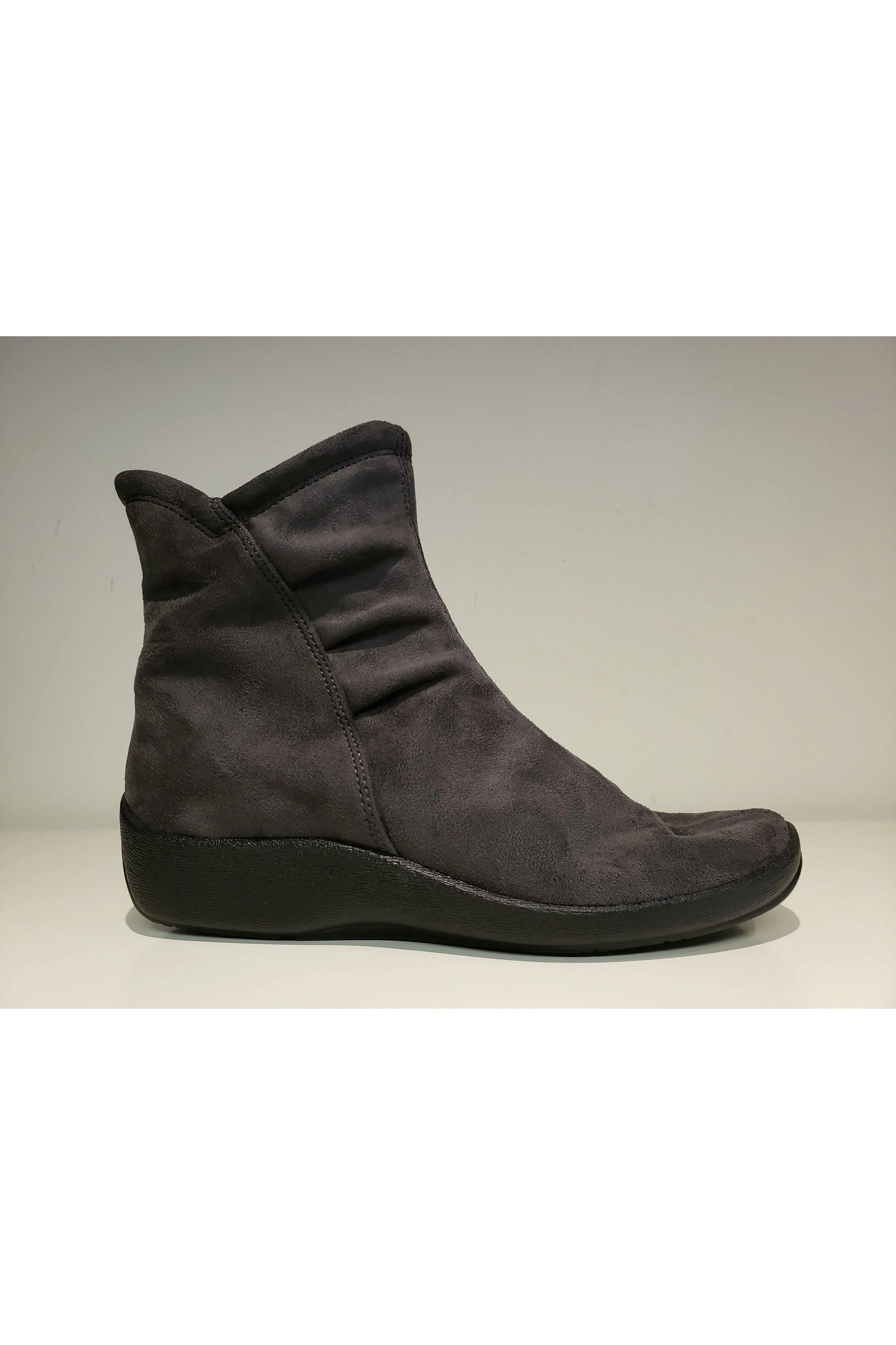 Arcopedico Ankle Boot - Style 4281-L19