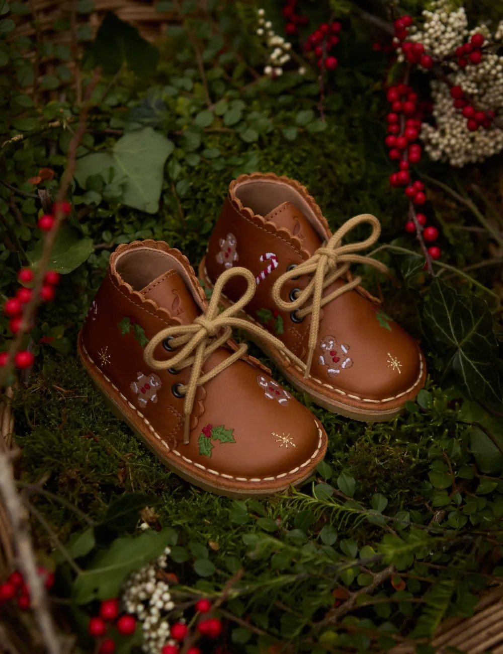 Christmas Scallop Boot - Cognac