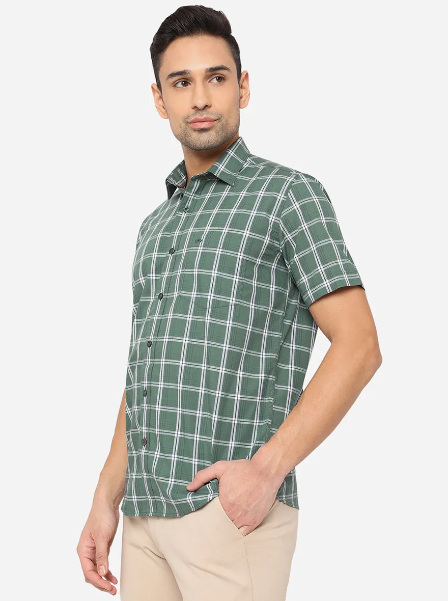 Duck Green Checked Slim Fit Casual Shirt | JadeBlue