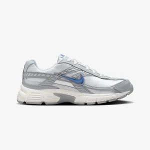 NIKE | WMN'S INITIATOR { SUMMIT WHITE/ASHEN SLATE-LT SMOKE GREY